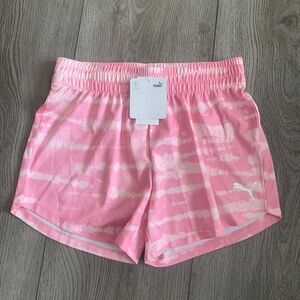Puma girls shorts perfect to use for any sport practice Size L(12-14)